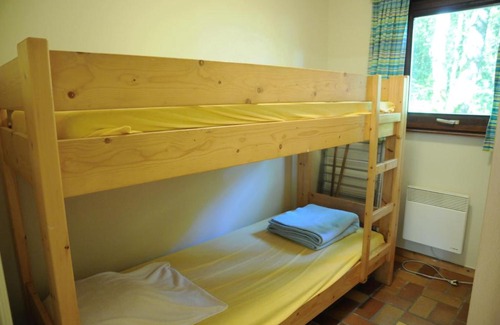 Oignies-en-Thierache House | Family-Friendly Retreat at Abri d'Ane with Pet Amenities