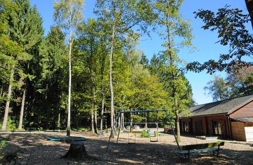 Oignies-en-Thierache House | Family-Friendly Retreat at Abri d'Ane with Pet Amenities