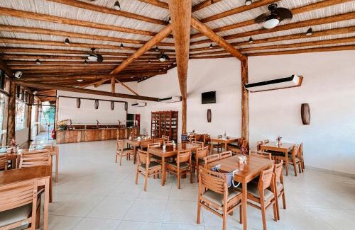Praia Deserta Hotel | Relax at Abricó Beach Hotel - Rated 8.7, Family Friendly