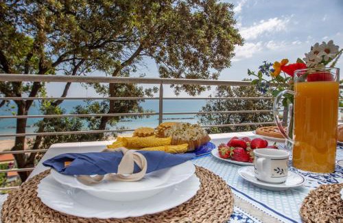 Ortona Apartment | Sea View Apartments at AbruzzodAmare - Guest Rated 9.2/10