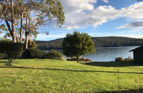 Taranna House | Oceanfront Escape at Abs by the Bay - Rated 9.3/10