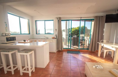 Hastings Point Apartment | Ideal Beachfront Couples Getaway at White Waves Resort