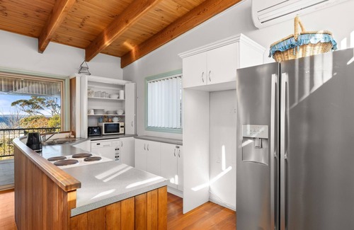 Hyams Beach House | Experience Absolute Blue: Oceanfront Bliss Awaits You