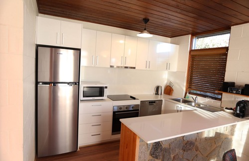 Jindabyne Apartment | Tranquil Lakefront Escape in Scenic Jindabyne