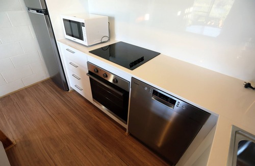 Jindabyne Apartment | Tranquil Lakefront Escape in Scenic Jindabyne