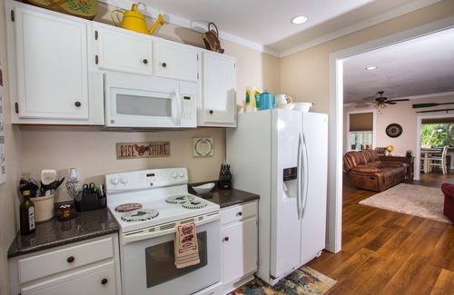 Escambia County House | Discover Absolute Tranquility with Lake Views & Pet-Friendly Stay