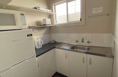 Shoalhaven Heads Cabin | Comfortable Stay at Lorsens On The River - Cabin 2