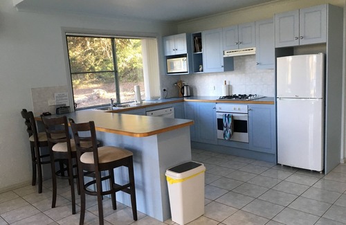 Longreach Villa | Experience Absolute Waterfront at Waratah Villa in Shoalhaven