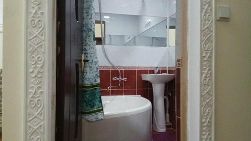 Bukhara Province House | Budget-Friendly Abu Shakheen Guesthouse for Families