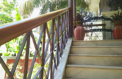 Sualkuchi House | Comfort and Convenience at Shivam Guest House with Breakfast