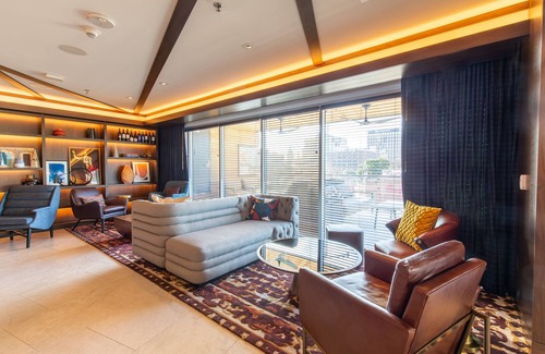 The Drag Hotel | Relaxing Retreat at AC Hotel Austin-University with Spa & More