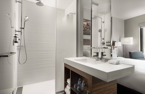 The Drag Hotel | Relaxing Retreat at AC Hotel Austin-University with Spa & More