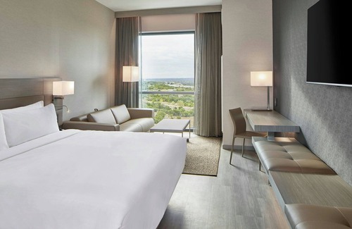 West Oak Hill Hotel | Discover AC Hotel by Marriott Austin Hill Country - 4 Star Stay