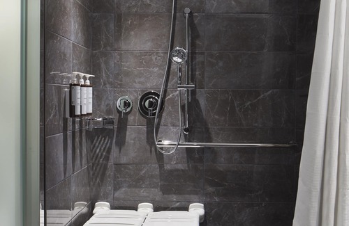 West Oak Hill Hotel | Discover AC Hotel by Marriott Austin Hill Country - 4 Star Stay