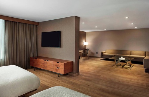 Central Business District Hotel | Premier AC Hotel by Marriott Cincinnati at The Banks