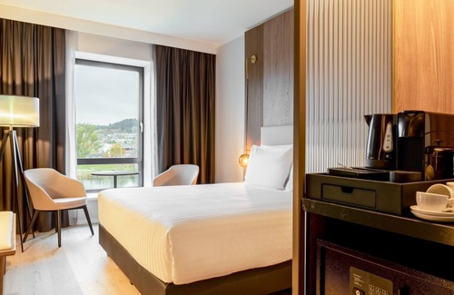 Inverness City Centre Hotel | Enjoy Comfort at AC Hotel by Marriott Inverness - 4 Stars