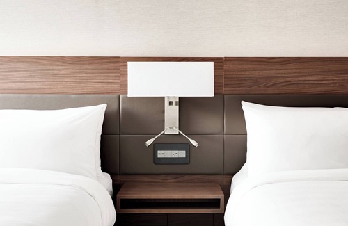 Doral Hotel | Comfortable AC Hotel by Marriott Miami Airport West/Doral