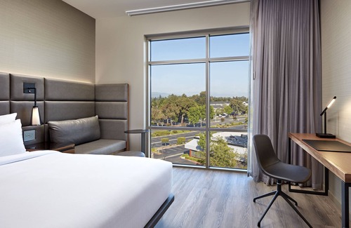 Sunnyvale Hotel | Stylish AC Hotel by Marriott Sunnyvale Cupertino Awaits