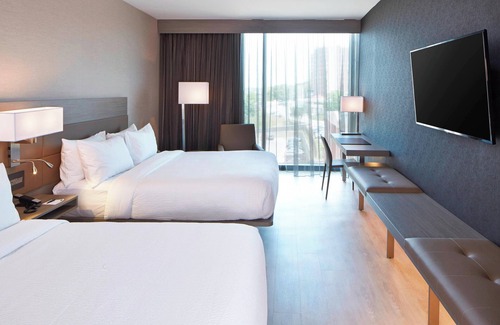Historic East Village Hotel | Experience AC Hotel Des Moines East Village: Rated 9.2/10
