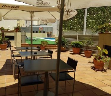 La Linea de la Concepcion Hotel | Relax at AC Hotel La Línea by Marriott with Oceanfront Views