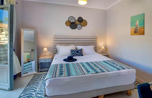 Paxos House | Top-Rated Acacia APT by Aglaia V: Ideal for Families