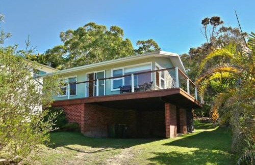 Hyams Beach House | Accessible Acacia Cottage: Family-Friendly at Hyams Beach