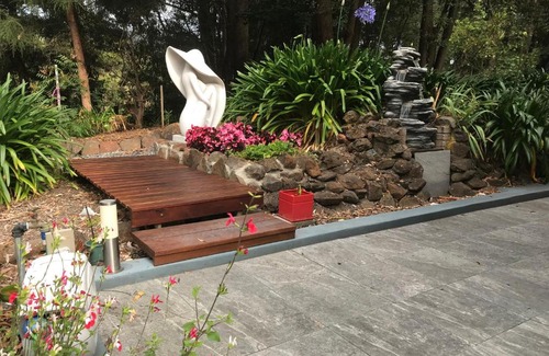 Acacia Hills Apartment | Explore Acacia Hills Retreat: Guest Rated 9/10 & Family Friendly