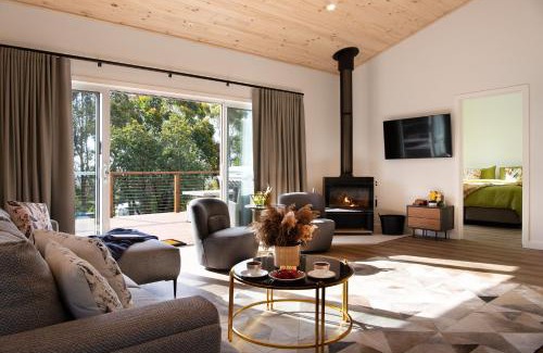 Eganstown House | Acacia House: Family-Friendly Retreat for Memorable Stays