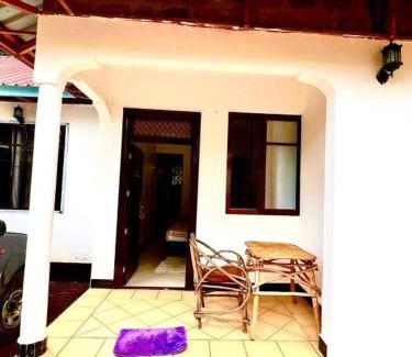 Marangu House | Acacia Tree Apartments