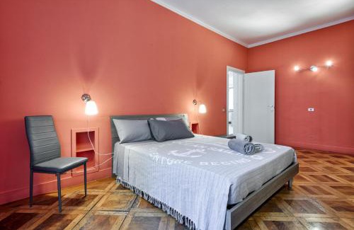 Cit Turin Apartment | Convenient ACADAMIS Hotel: 4-Minute Walk to Porta Susa