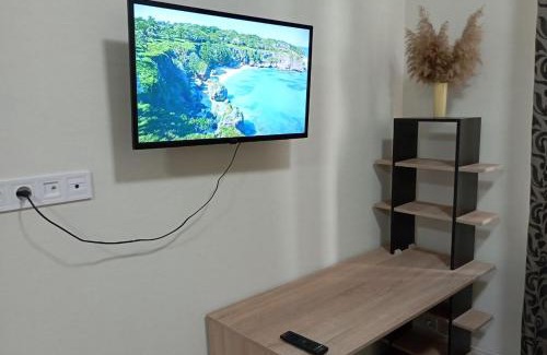 Kharkiv Apartment | Pet-Friendly Academic St. Apartment with Top Review Score