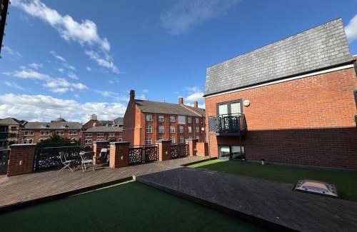 Hull Old Town Apartment | Academy Apartments By Elegance Stays