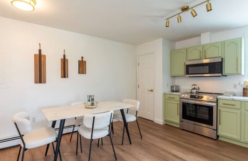 Trenton Apartment | Acadia Basecamp | Walk to Lobster House, Coffee, Bakery | 1 Gig Wifi (6)