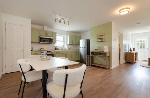 Trenton Apartment | Acadia Basecamp | Walk to Lobster House, Coffee, Bakery | 1 Gig Wifi (6)