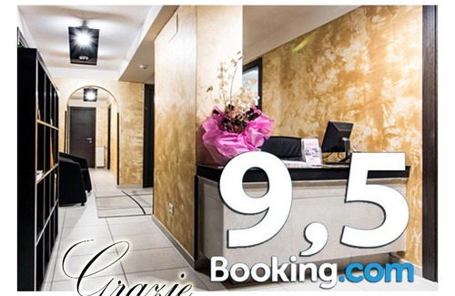 Cinecitta House | Pet-Friendly Acanto Room Suite with Family Amenities