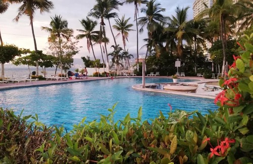 Costa Azul Apartment | Relax at Acapulco Cuerdas de mi Guitarra with Ocean Views