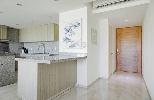 Playa Diamante Apartment | Scenic Acapulco Residences with Impressive Golf Views