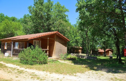 Gramat Cabin | Relaxing Retreat with Pool, Spa & Fitness - Guest Rated 9/10