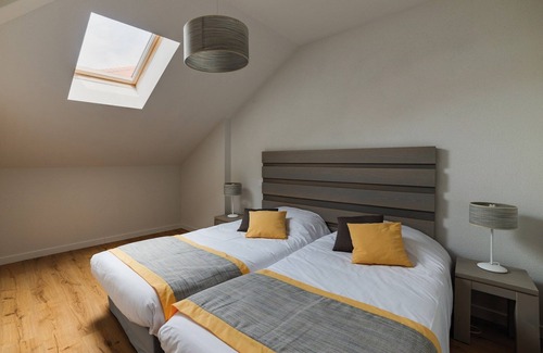 Biscarrosse Plage Hotel | Relaxing Getaway with Sauna & Surf School On-Site