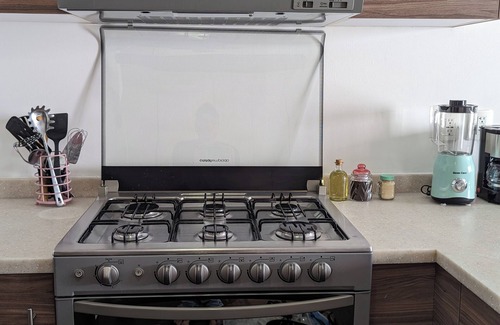 Monterrey Municipality Apartment | Relaxing Retreat with Rooftop Pool and Gym Access