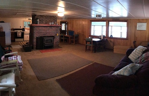 Lake Linden Cottage | Discover the Top White Sand Beach in Keweenaw Area