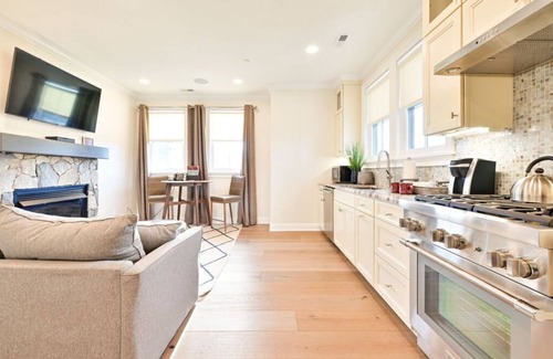 Wyoming Apartment | Access to Unmatched Amenities | Adults Exclusive