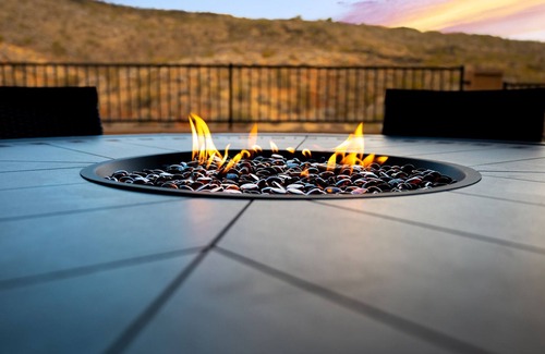 Washington House | Accessible master, gorgeous views, starry skies, and very family friendly