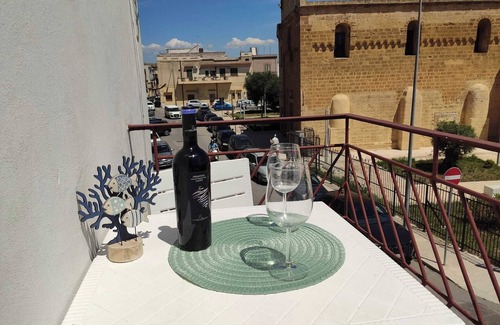Pulsano Apartment | Cozy Apartment in Pulsano Minutes from the Beach