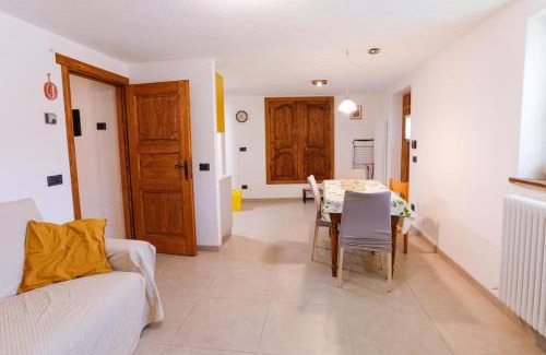 Doues Apartment | Comfortable Apartment in Doues - Pet and Child Friendly