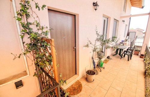 Cassano Magnago Apartment | Cozy Loft Near Milan-Malpensa with Family & Pet Amenities