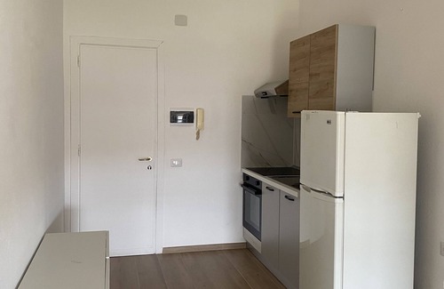 Province of Cagliari Apartment | Cozy Studio with City Views in Cagliari - Family Friendly