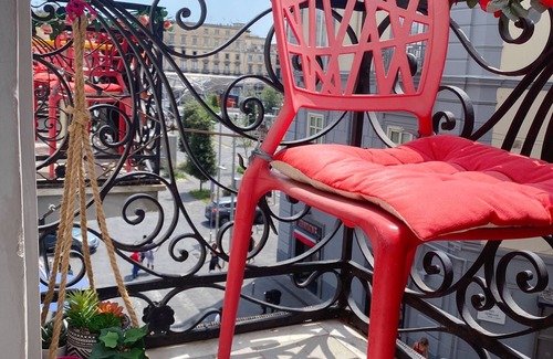 Naples City Centre House | Cozy Hotel Near the Station with Spa and Pet-Friendly Options