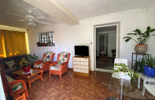 L'Isle-sur-la-Sorgue Bed & Breakfast | Accommodation in L'Isle sur la Sorgue, 5 minutes' walk from the town center