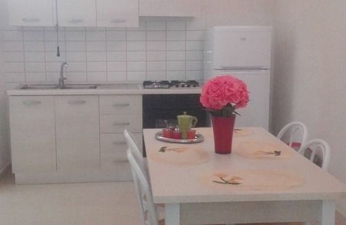 Torre Suda Apartment | Beachside Retreat: Steps from the Sea & Near Gallipoli
